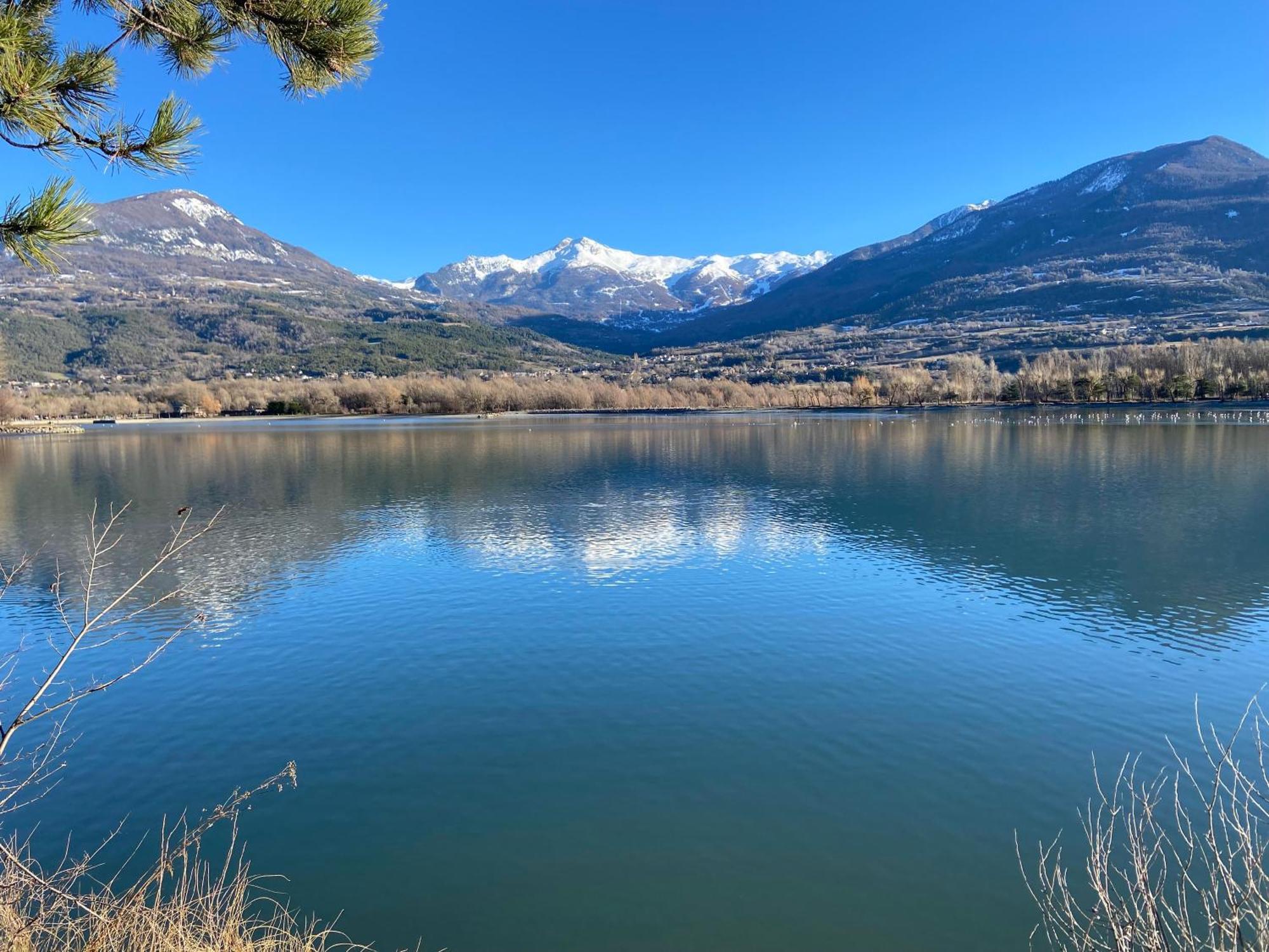 Le Pied De Ville Pouzenc Embrun Esterno foto